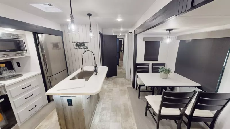38RLB Floorplan Main Room